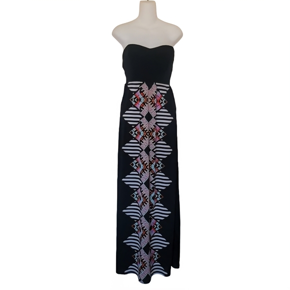 2B Bebe Dresses & Skirts - 2b Bebe Black Strapless